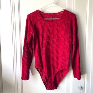 Vintage Lace Bodysuit - Perfect for V-Day! ♥️